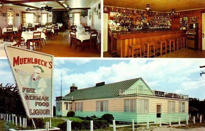 Alcona Brew Haus (Muehlbecks Bavarian Village) - Old Postcard Front